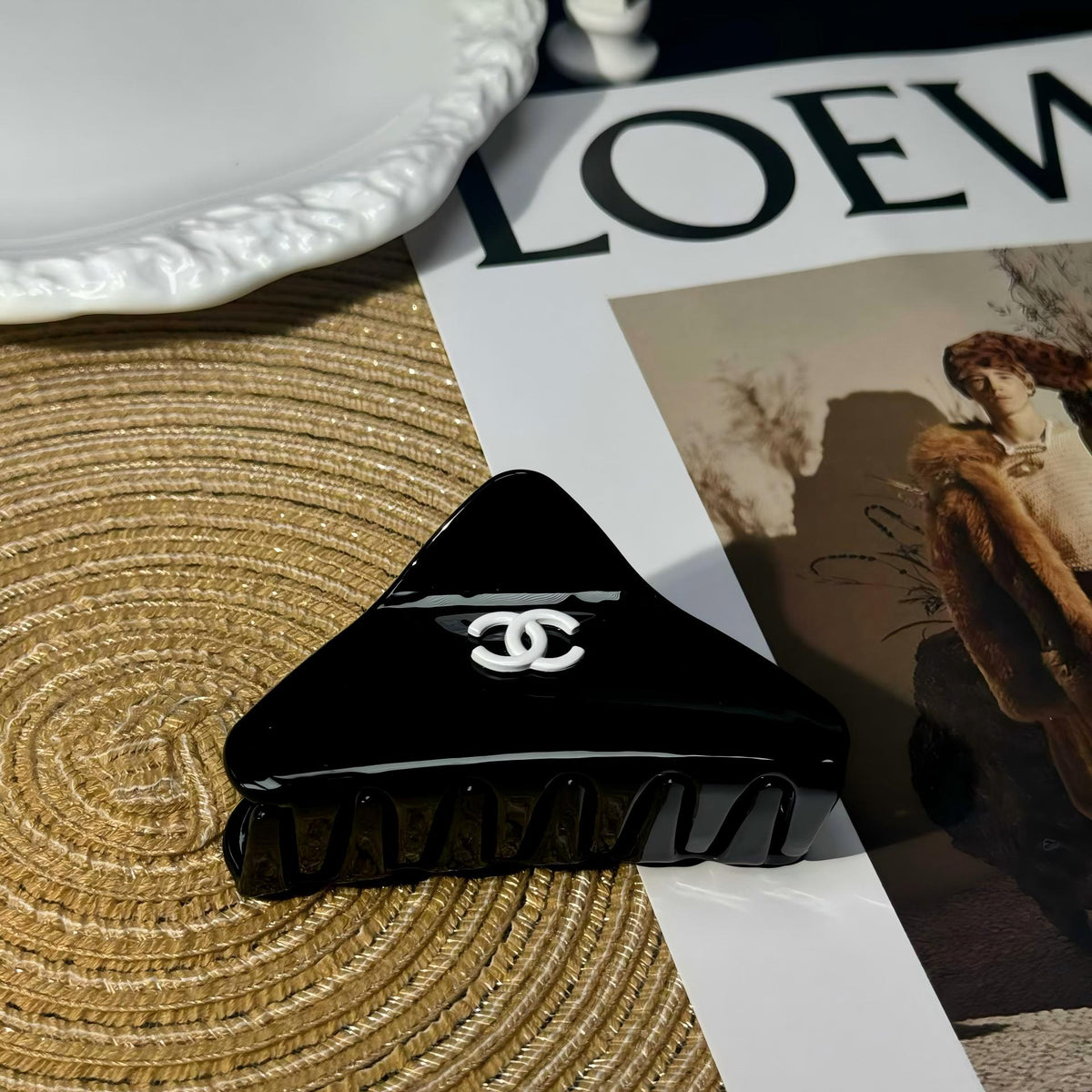 Chanel Triangle Hair Claw (4Pcs Total as the Main Pic)