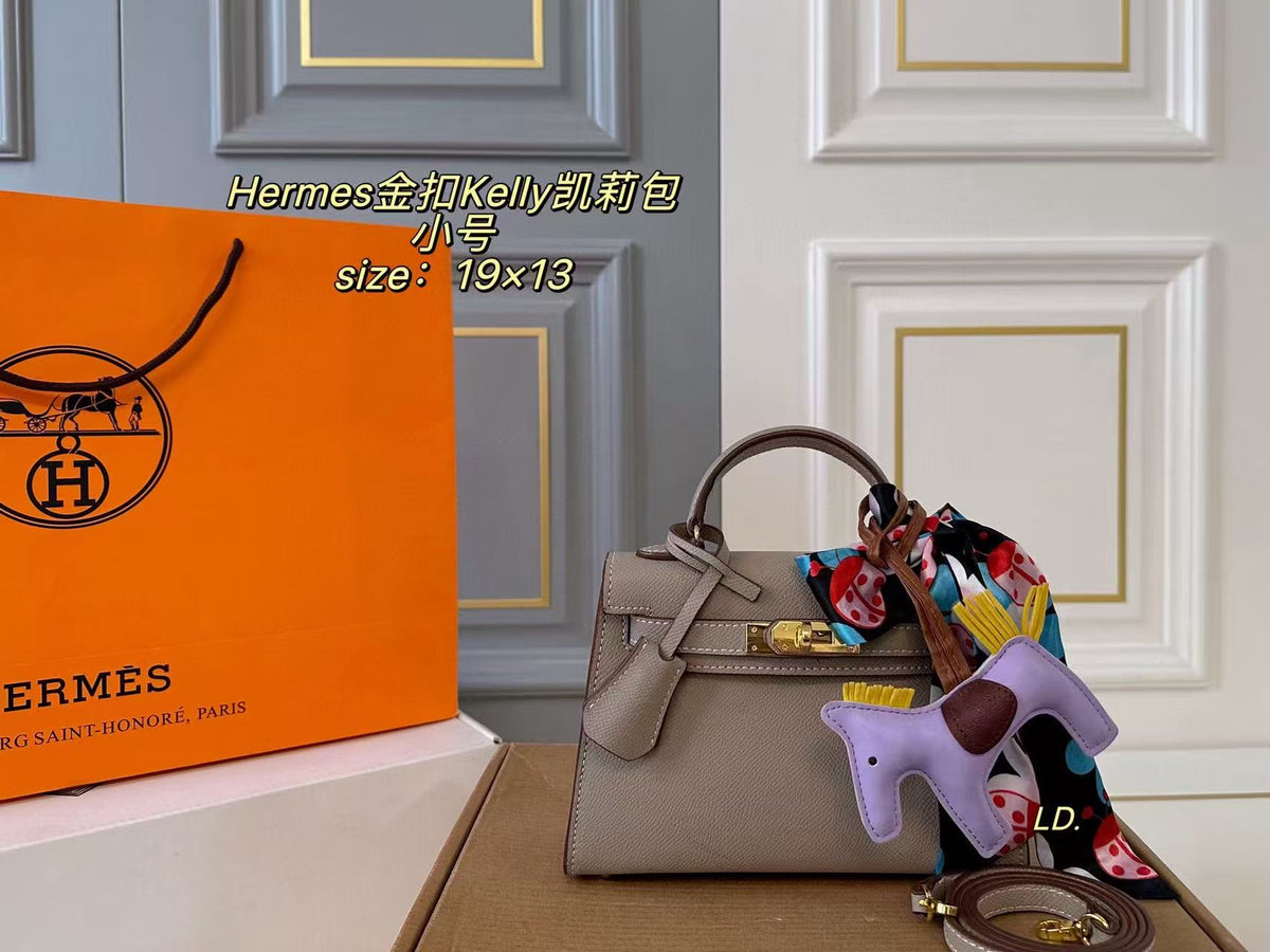 Hermes Small Kelly