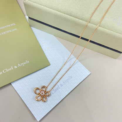 VCA Flower Necklace