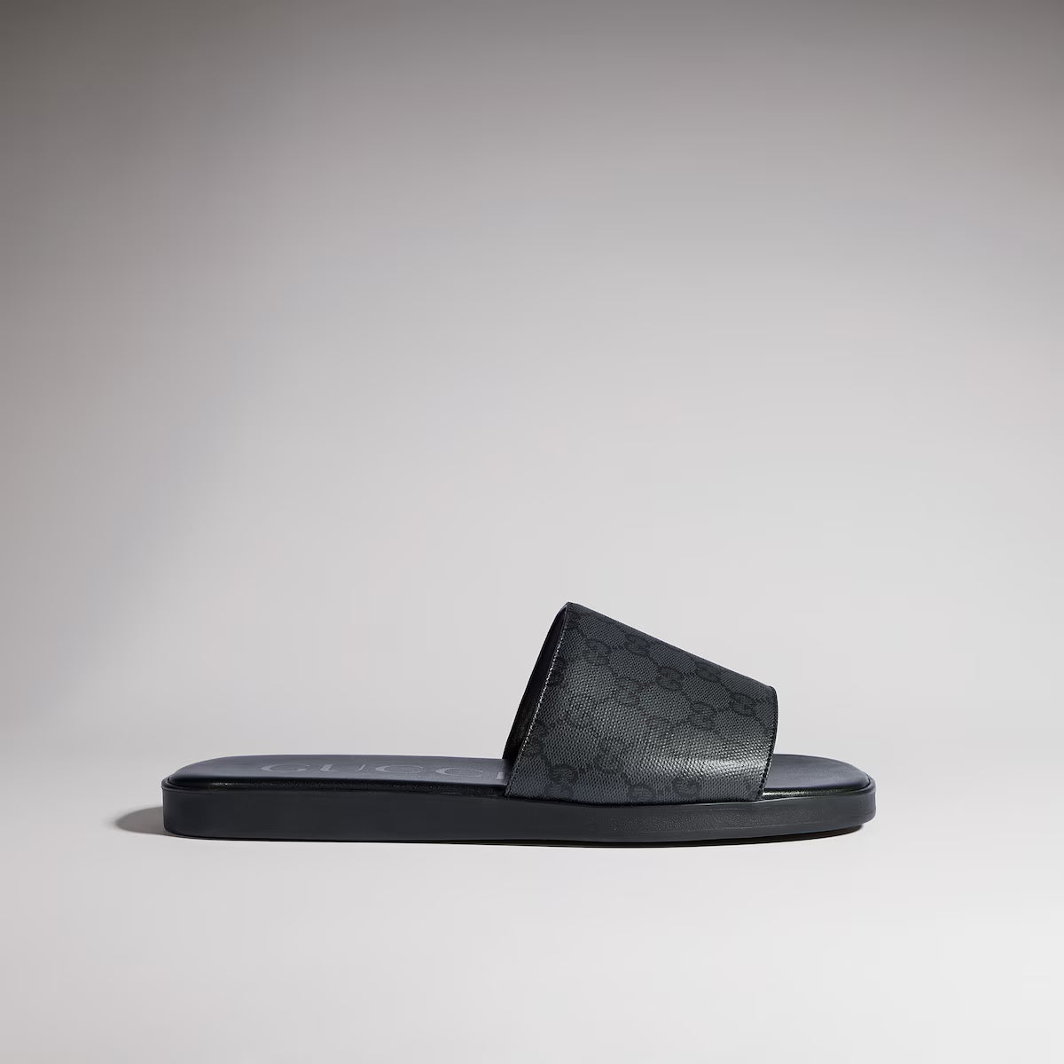 GUCCI Men's slide sandal