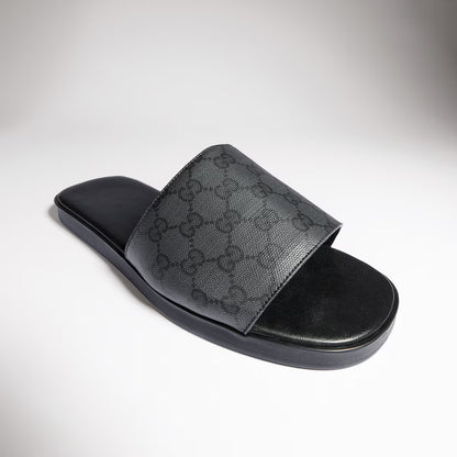 GUCCI Men's slide sandal