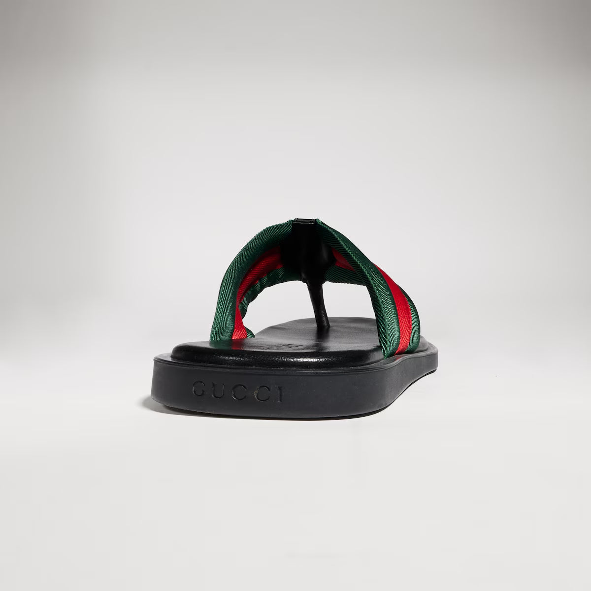 GUCCI Men's thong sandal with Interlocking G