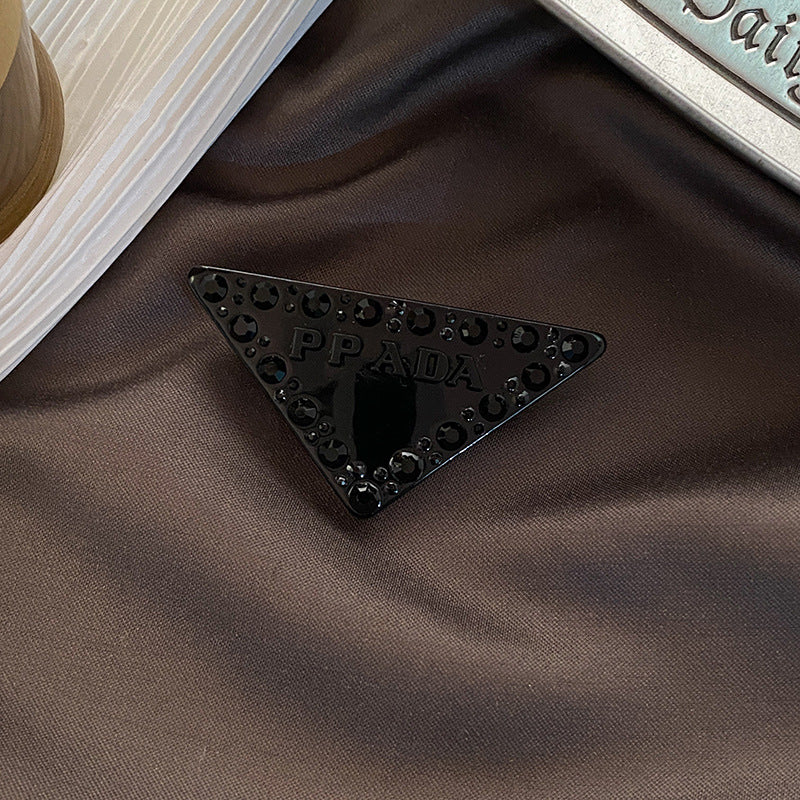 Prade Triangle Hair Clip
