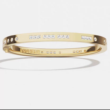 Bonheur Morse Code Moissanite Bangle